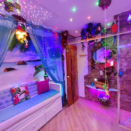 Wonder Room Paraiso Magico Habitacion Nerja Esterno foto