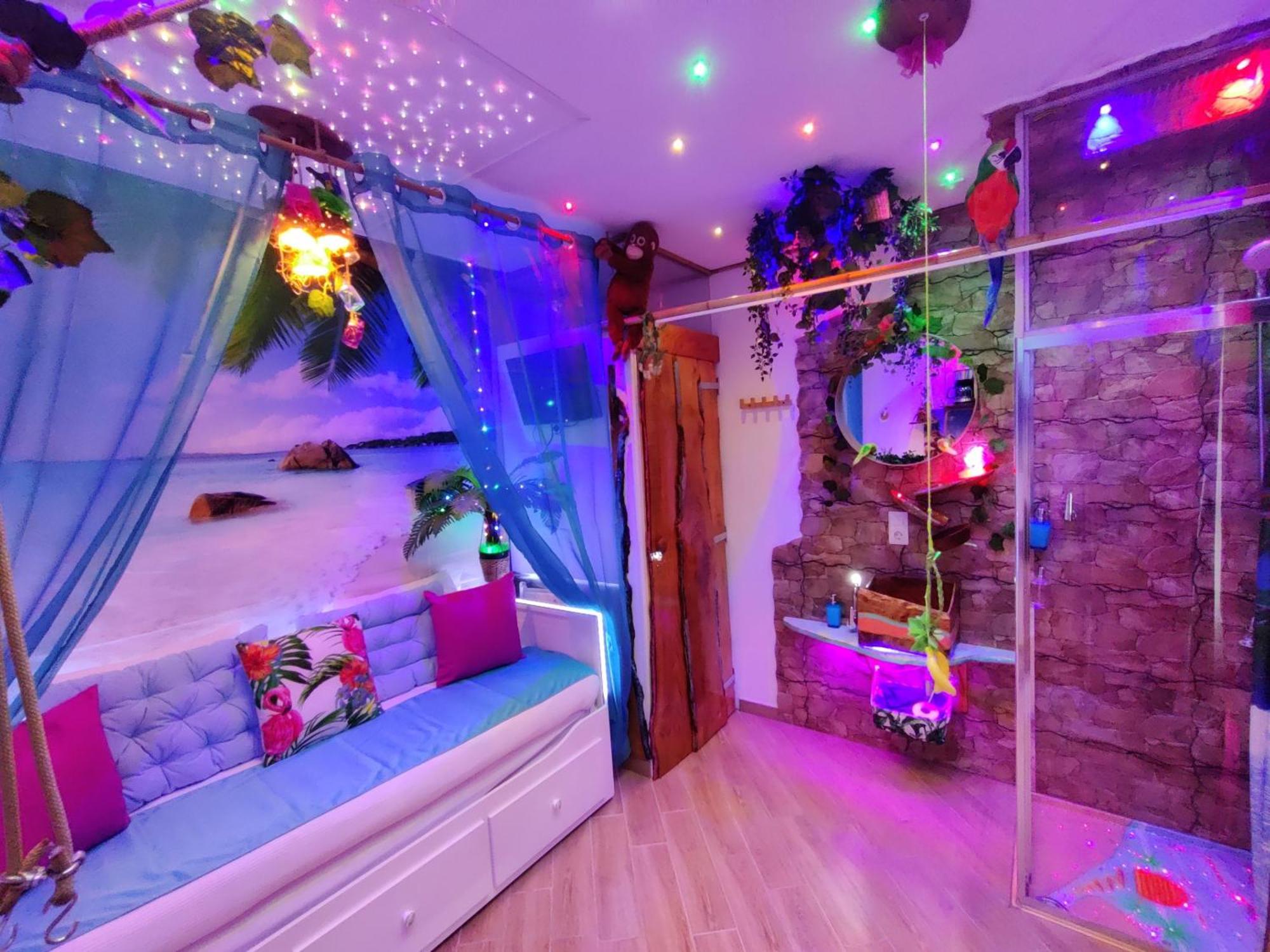 Wonder Room Paraiso Magico Habitacion Nerja Esterno foto